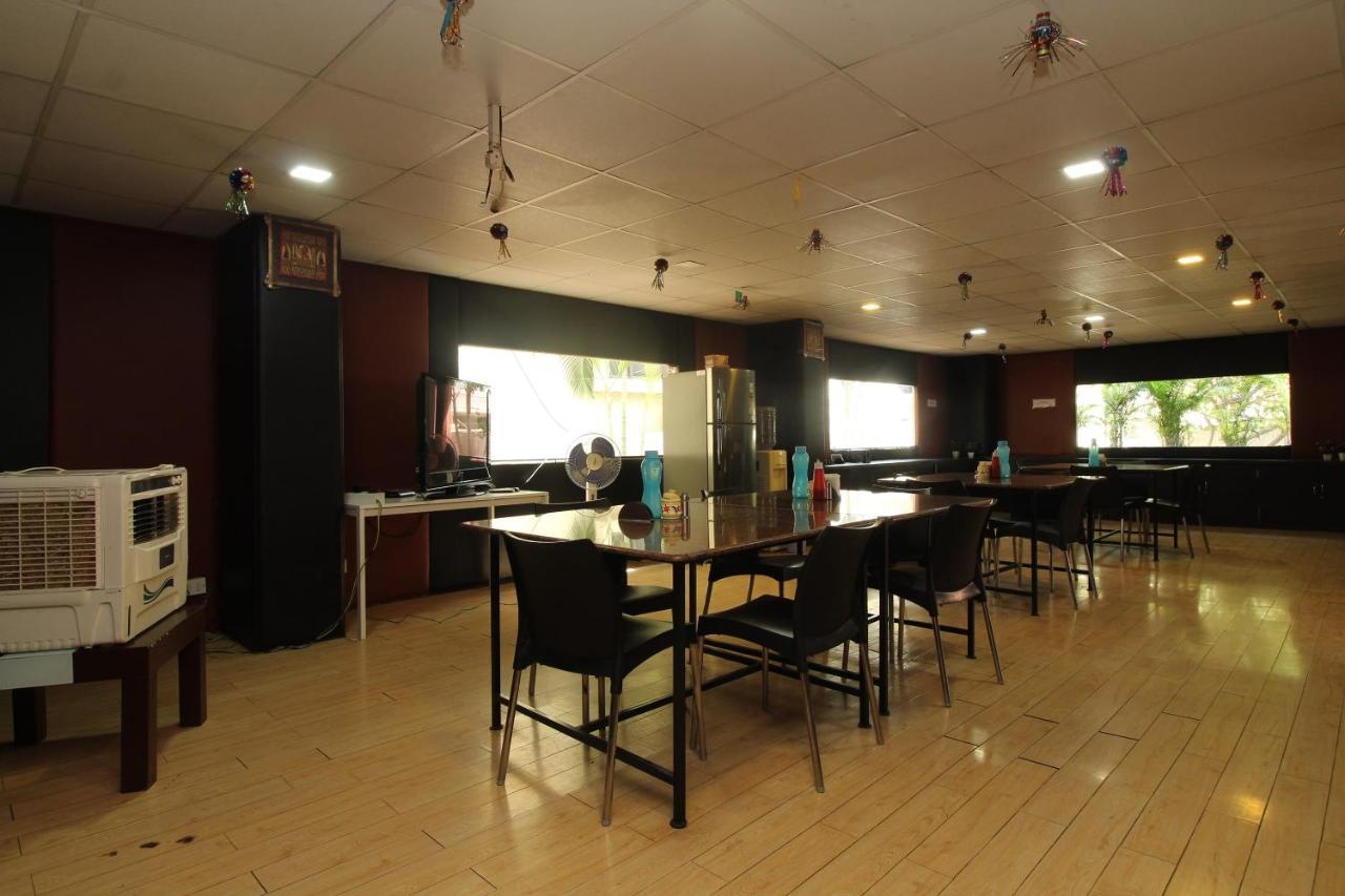 Namo Suites Hyderabad Eksteriør bilde
