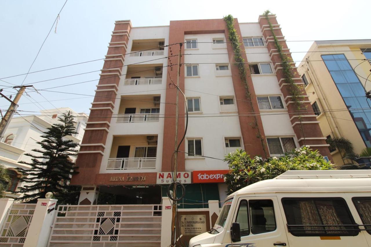 Namo Suites Hyderabad Eksteriør bilde