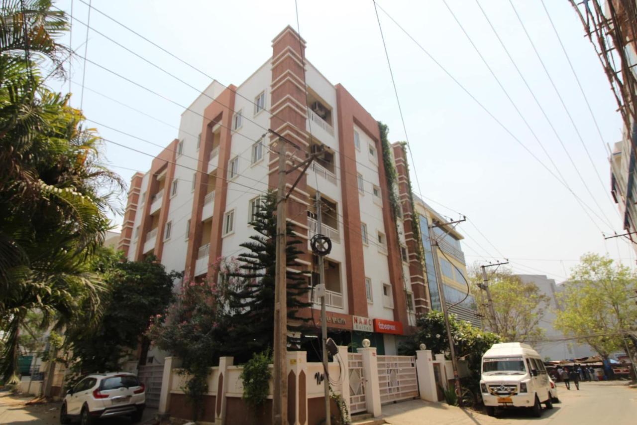 Namo Suites Hyderabad Eksteriør bilde