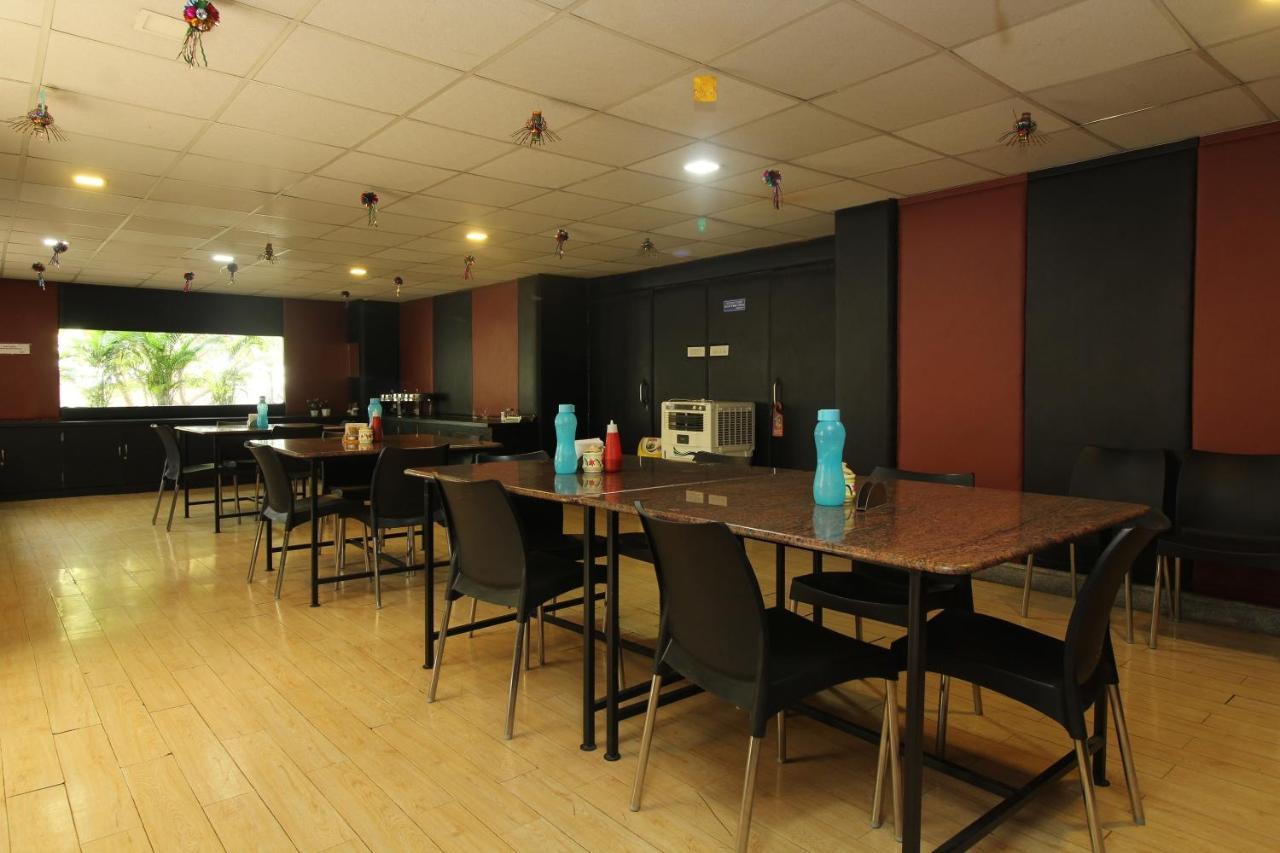 Namo Suites Hyderabad Eksteriør bilde