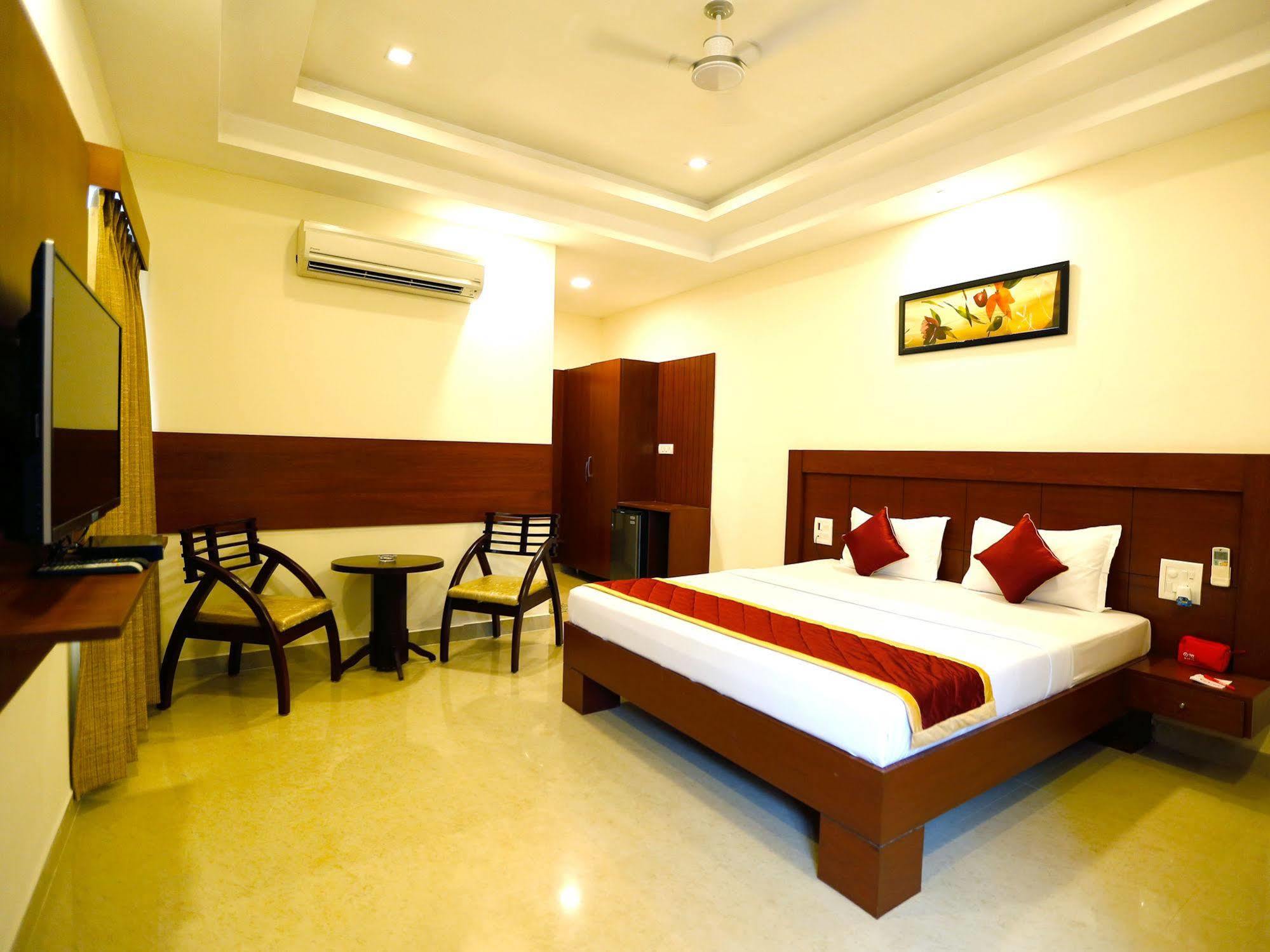 Namo Suites Hyderabad Eksteriør bilde