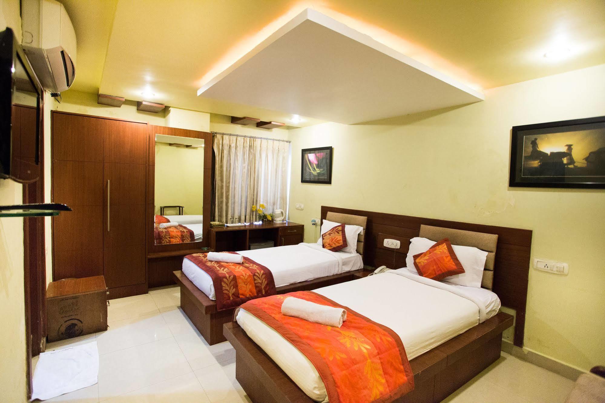 Namo Suites Hyderabad Eksteriør bilde